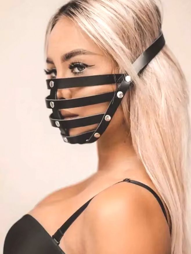 🔥 NEW 🔥 CAMILLA MOUTH MASK https://www.iloveleggings.sk/camilla-mouth-leather-mask/ #dnesnosim #sexyoutfit #sexylingerie...